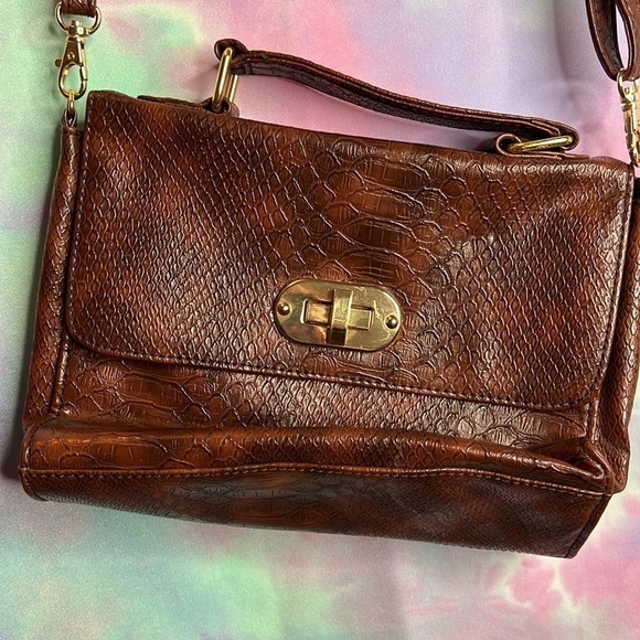 ALDO Brown Faux Crocodile Crossbody Bag - Picture 2 of 4